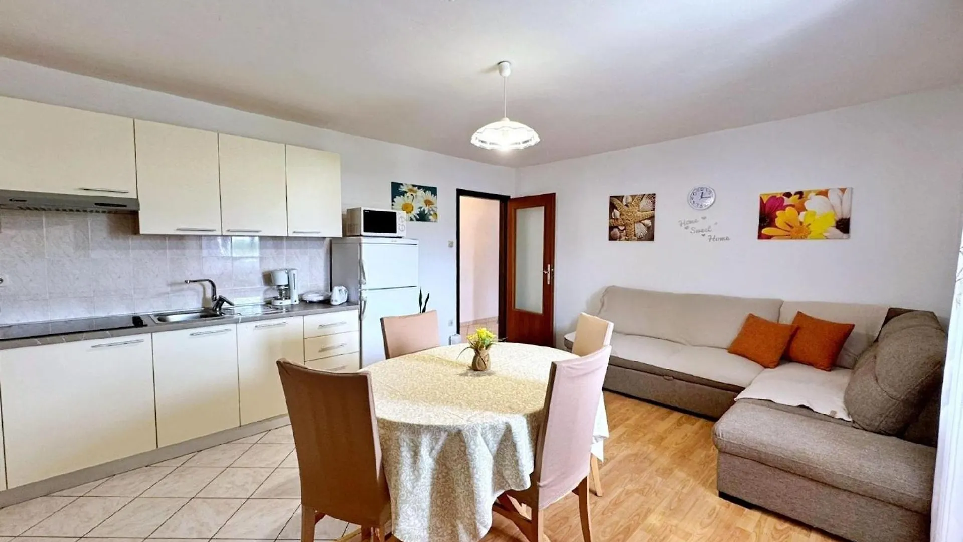 Apartment Car - 95 Meter Vom Meer Entfernt Silo  Croatia